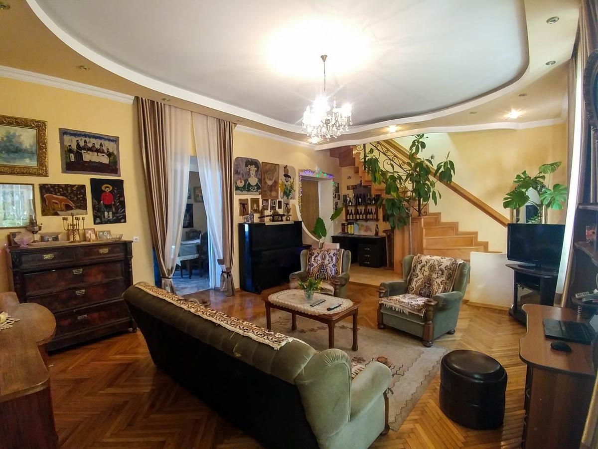 Family Hotel Parajanov Tiflis Exterior foto